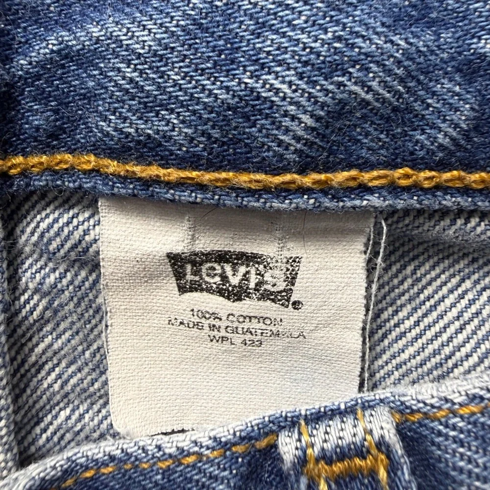 Levis 501 Original Fit Jeans Mens 32x32 Medium Wash Blue Straight Leg Denim